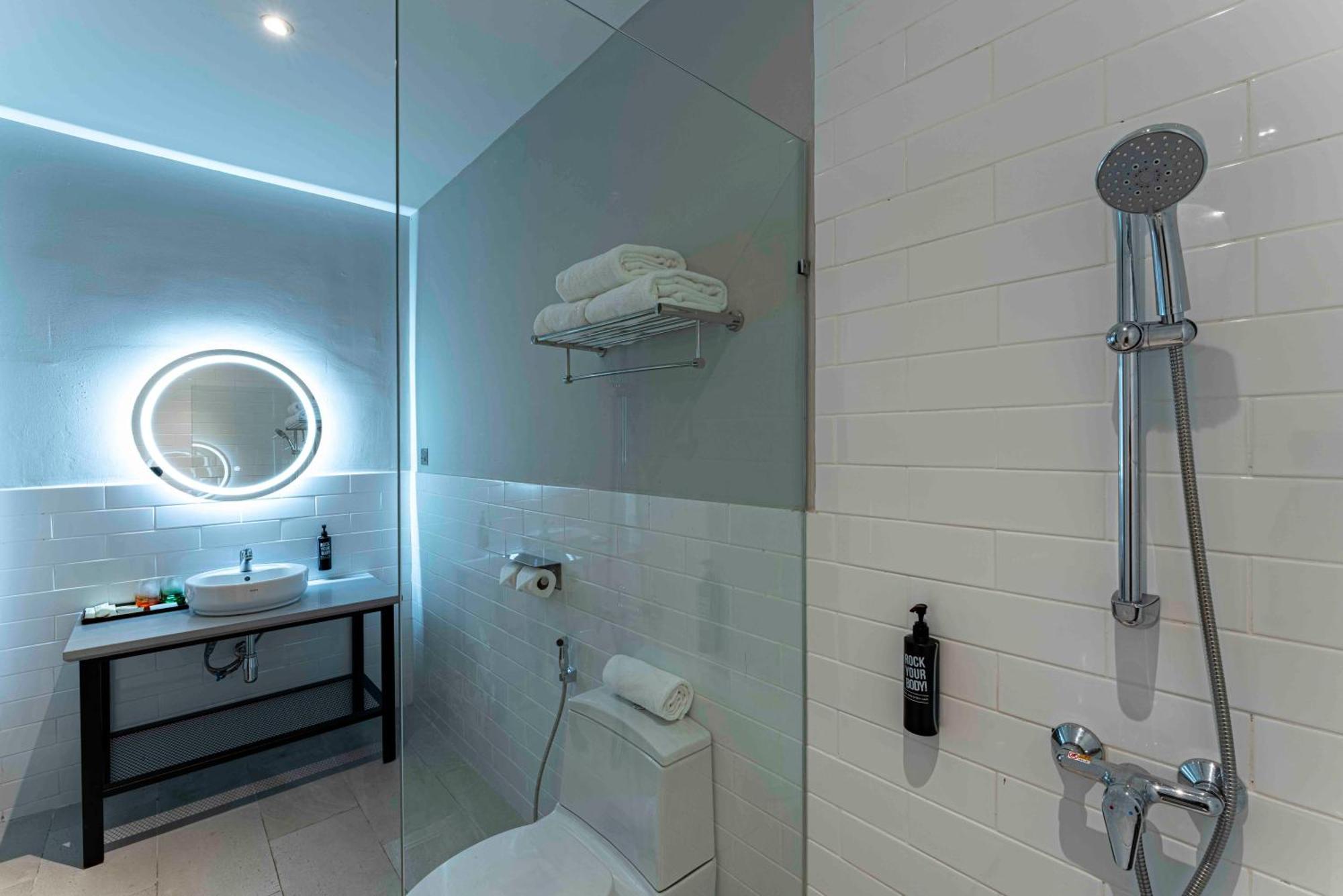 Ibis Styles Sepang Klia Hotel Exterior foto